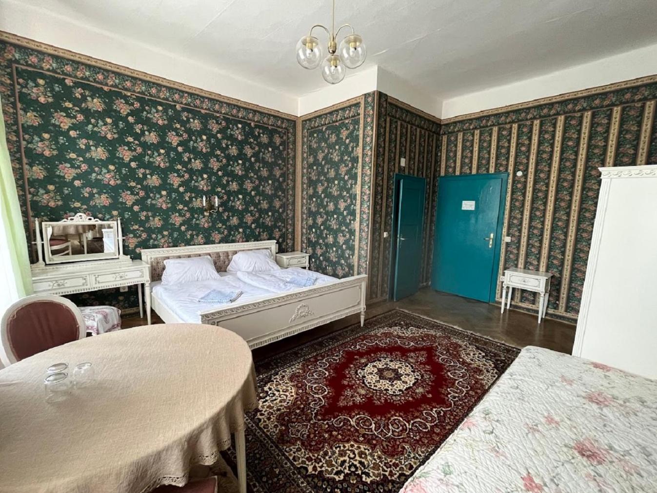 Pension Zamek Рудник Экстерьер фото